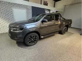 Toyota Hilux (2026) thumbnail 2