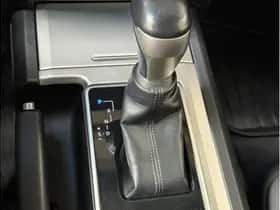 Toyota Land Cruiser (2022) thumbnail 11