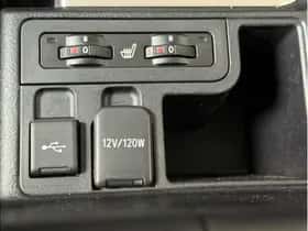 Toyota Land Cruiser (2022) thumbnail 12