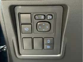 Toyota Land Cruiser (2022) thumbnail 13