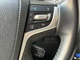 Toyota Land Cruiser (2022) thumbnail 15