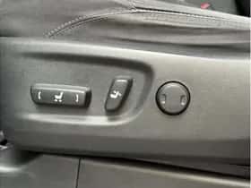 Toyota Land Cruiser (2022) thumbnail 6