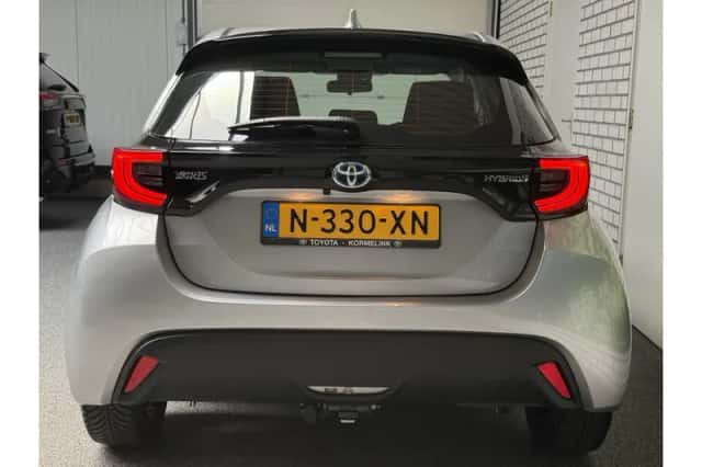Toyota Yaris (2022) thumbnail 4
