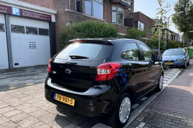 Ford Ka (0) thumbnail 4