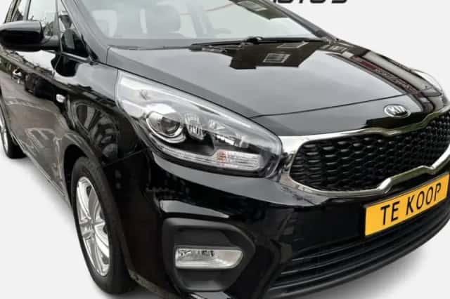 Kia Carens (0) thumbnail 1