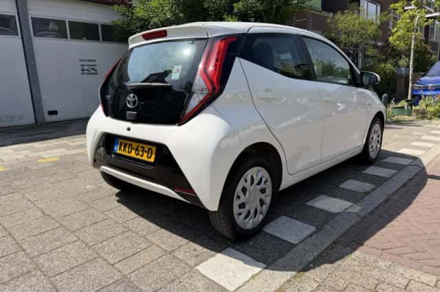 Toyota Aygo (0) thumbnail 3