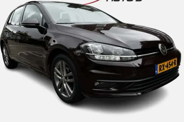 Volkswagen Golf (0) thumbnail 1