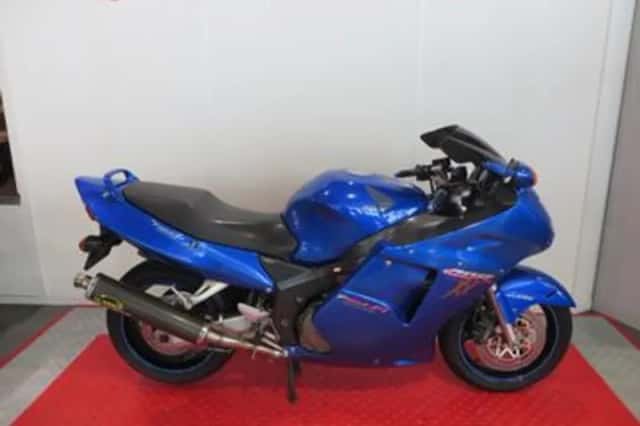 Honda CBR (1999) thumbnail 1