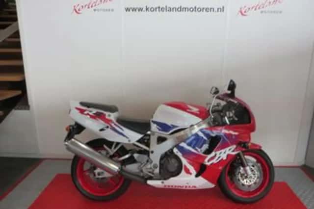 Honda CBR (1995) thumbnail 1