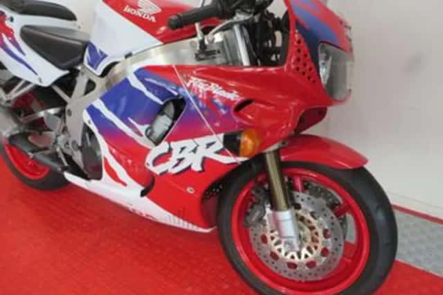 Honda CBR (1995) thumbnail 5