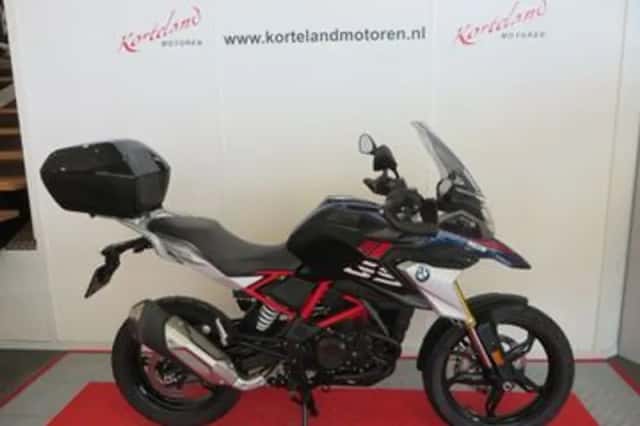BMW G (2021) thumbnail 1