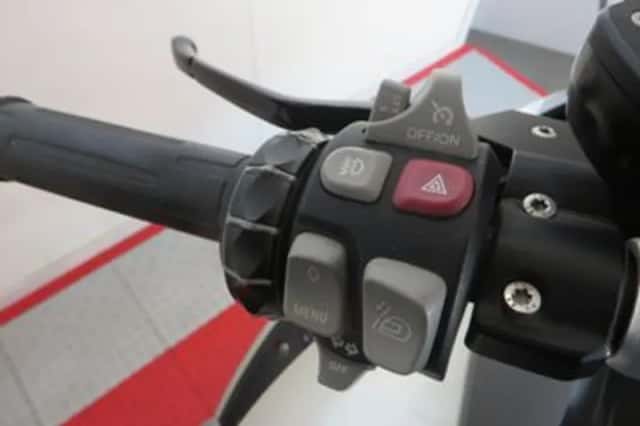 BMW K (2011) thumbnail 4
