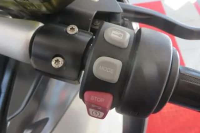 BMW K (2011) thumbnail 5