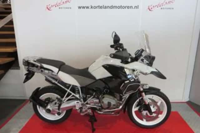 BMW R (2011) thumbnail 1