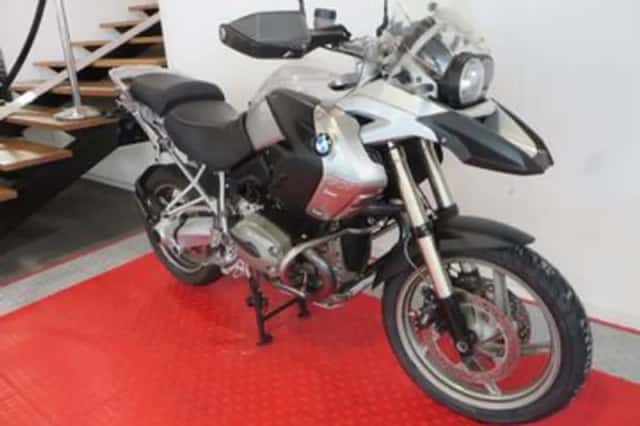 BMW R (2009) thumbnail 2