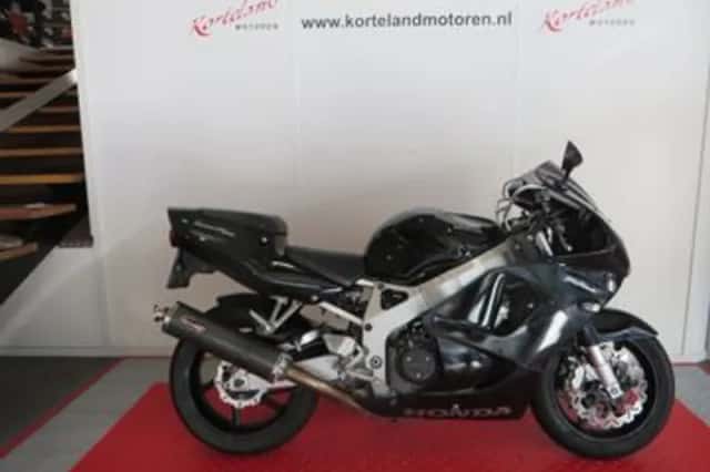 Honda CBR (1998) thumbnail 1