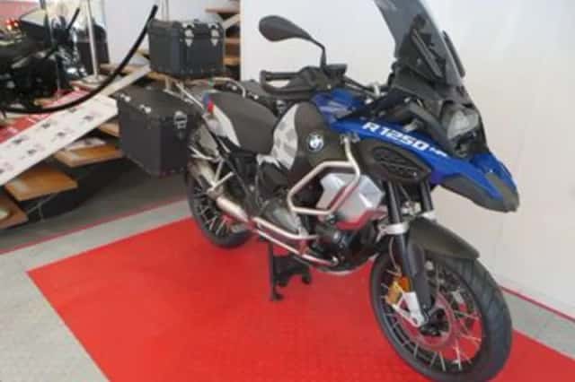 BMW R (2020) thumbnail 2
