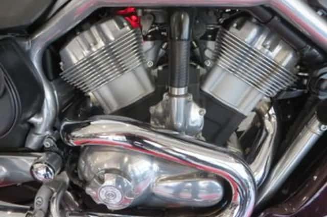 HARLEY-DAVIDSON V-ROD (2006) thumbnail 5