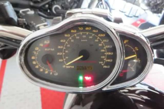 HARLEY-DAVIDSON V-ROD (2006) thumbnail 6