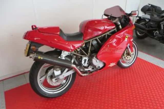 DUCATI 750 (1997) thumbnail 3