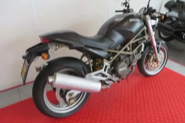 DUCATI M (1998) thumbnail 3