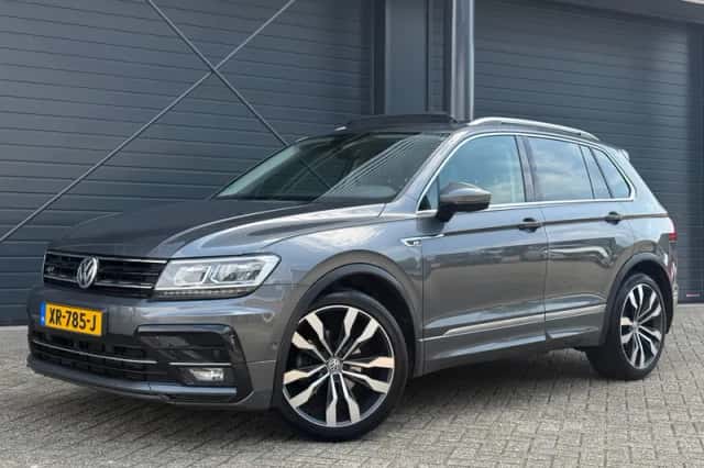 Volkswagen Tiguan (2019) thumbnail 1