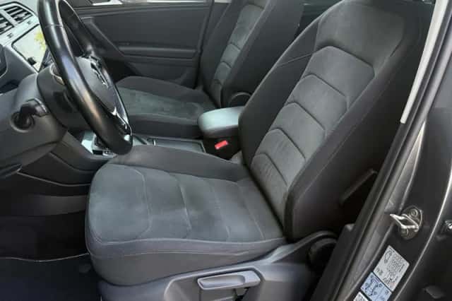 Volkswagen Tiguan (2019) thumbnail 4