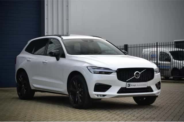 Volvo XC60 (2021) thumbnail 3
