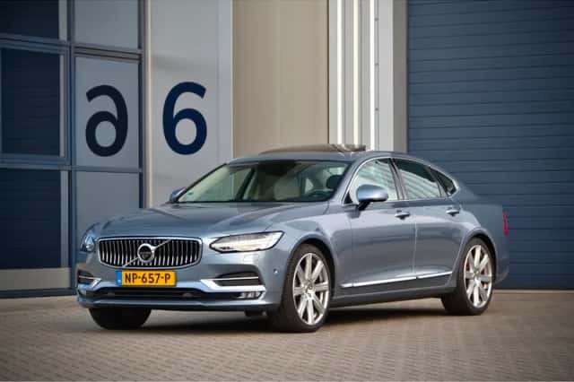 Volvo S90 (2017) thumbnail 1