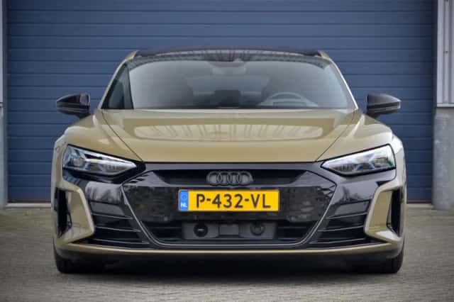 Audi e-tron (2022) thumbnail 2