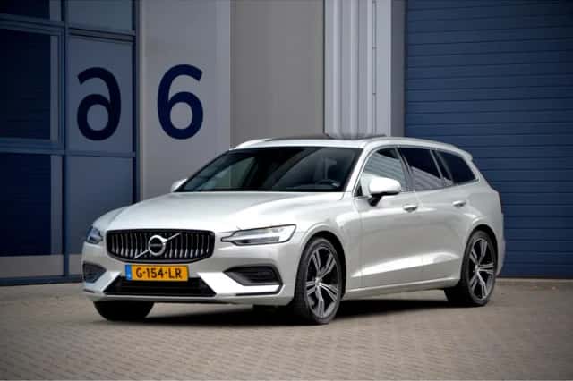 Volvo V60 (2019) thumbnail 1