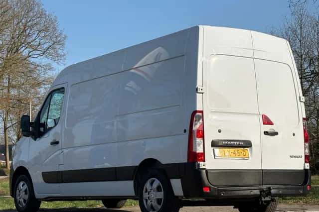 Renault Master (2021) thumbnail 3