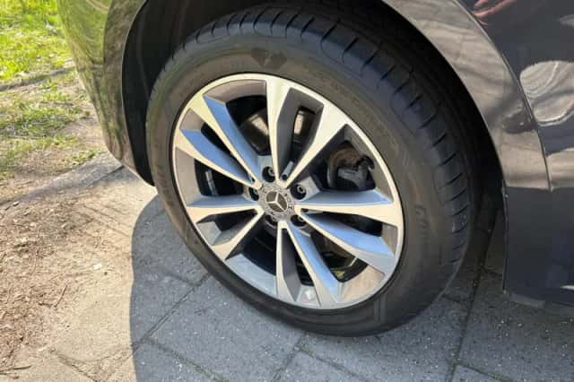 Mercedes-Benz Vito (2022) thumbnail 3