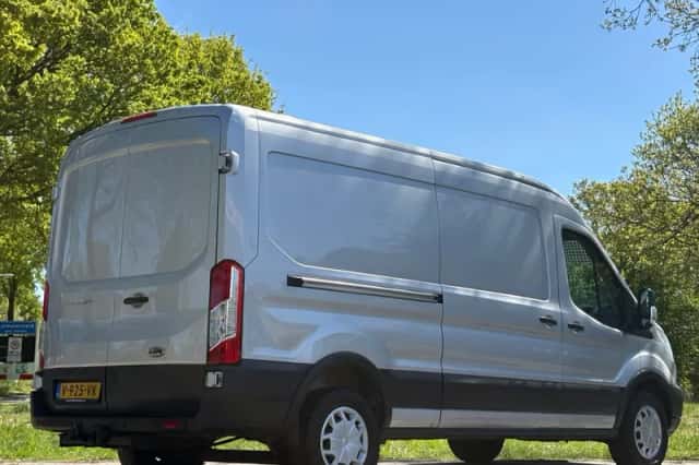 Ford Transit (2019) thumbnail 4