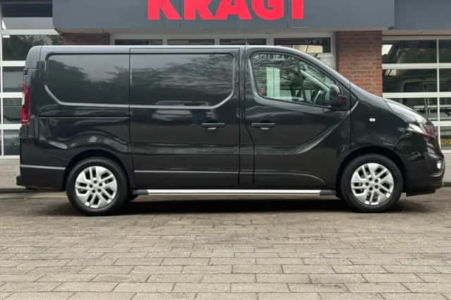 Opel Vivaro (2017) thumbnail 5