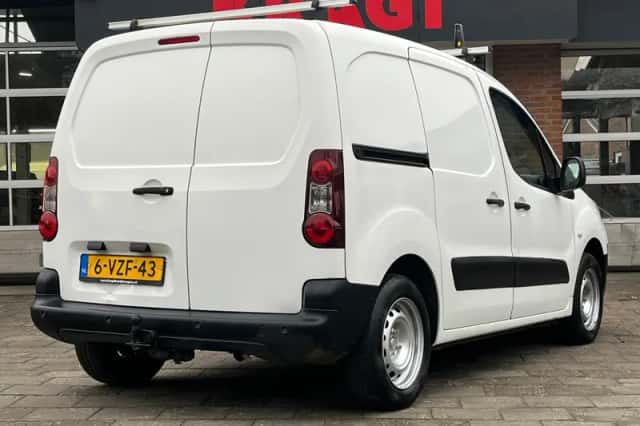 Peugeot Partner (2012) thumbnail 4