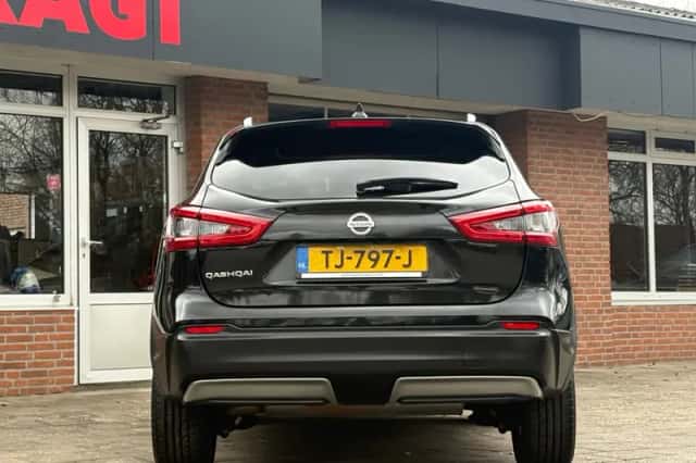 Nissan Qashqai (2018) thumbnail 5