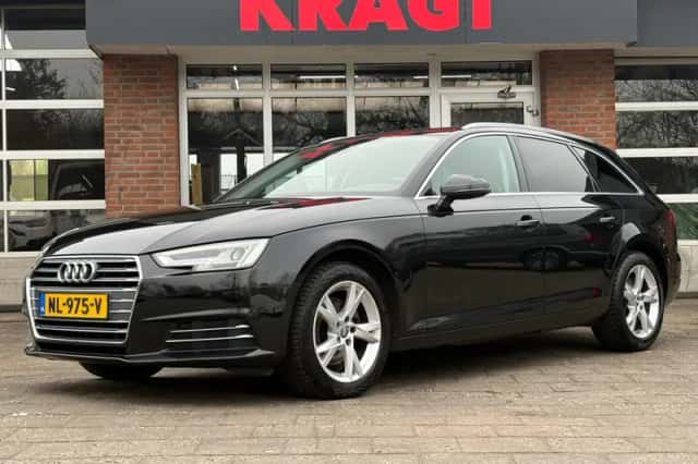 Audi A4 (2017) thumbnail 1