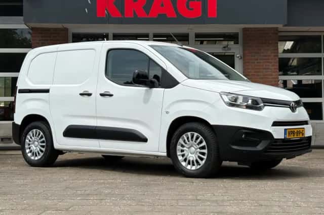 Toyota Proace (2022) thumbnail 2