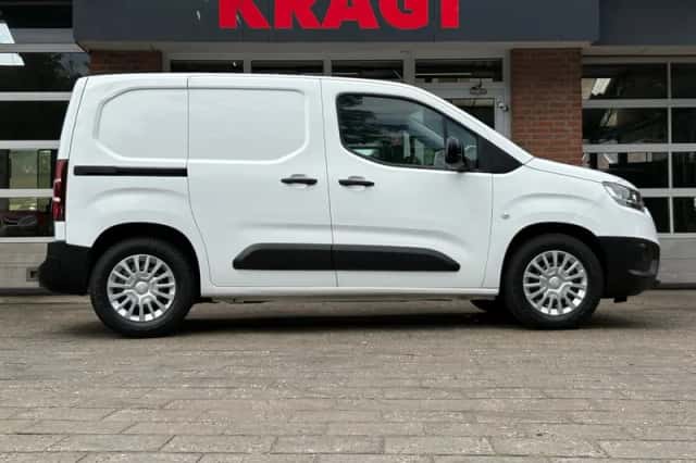 Toyota Proace (2022) thumbnail 6