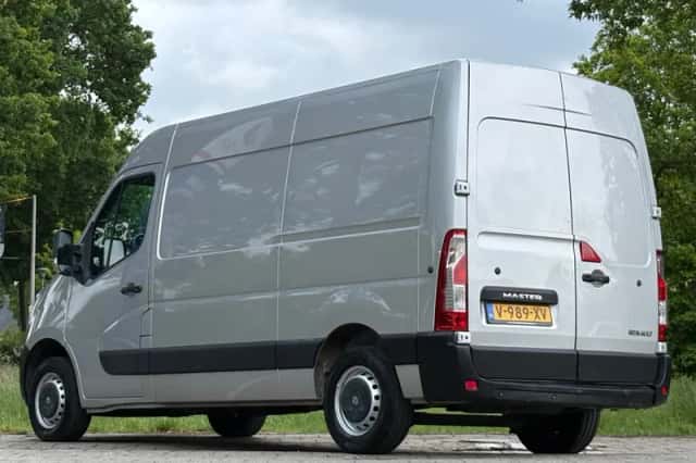 Renault Master (2019) thumbnail 3