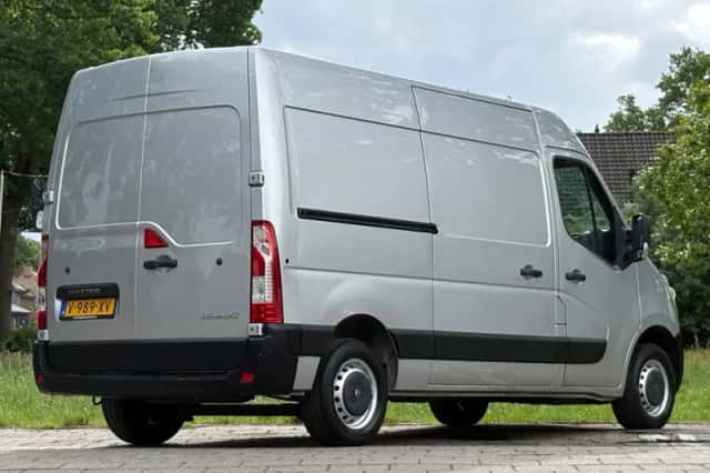 Renault Master (2019) thumbnail 4