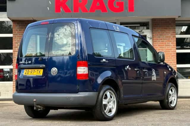Volkswagen Caddy (2005) thumbnail 4