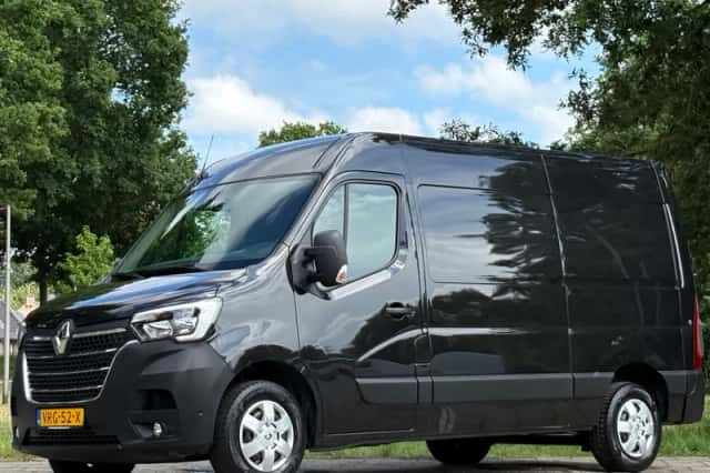 Renault Master (2022) thumbnail 1