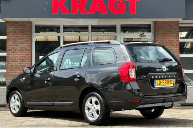 Dacia Logan (2016) thumbnail 3