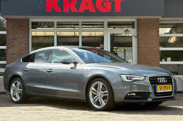 Audi A5 (2013) thumbnail 2