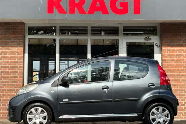 Peugeot 107 (2010) thumbnail 3