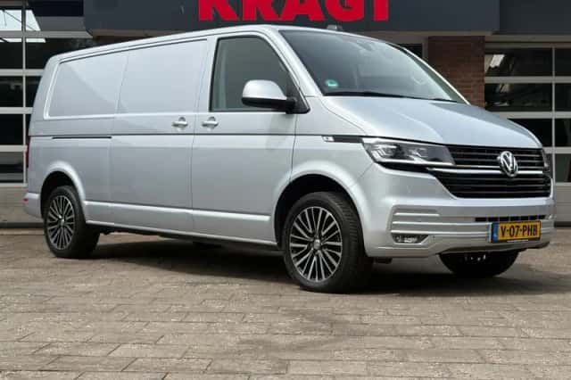 Volkswagen Transporter (2019) thumbnail 4