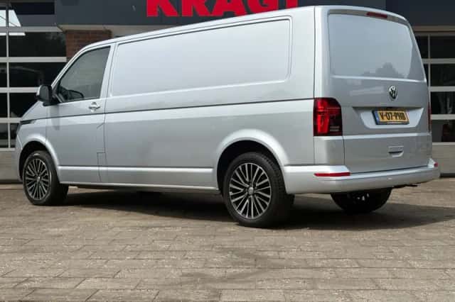 Volkswagen Transporter (2019) thumbnail 5