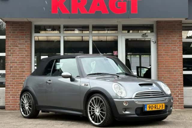 MINI Cooper S (2005) thumbnail 2